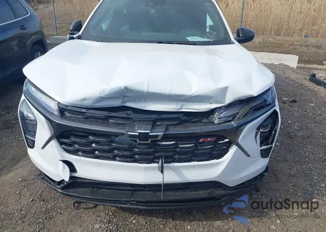 2025 Chevrolet Trax Fwd 1Rs z USA, uszkodzony, nr VIN KL77LGEP8SC043648